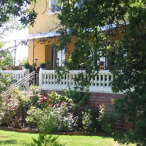 la-maison-jaune-realville.midi-pyreneeshotels.com/